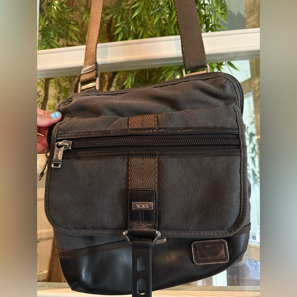 Tumi Black Crossbody Messenger Bag with Adjustable Strap
